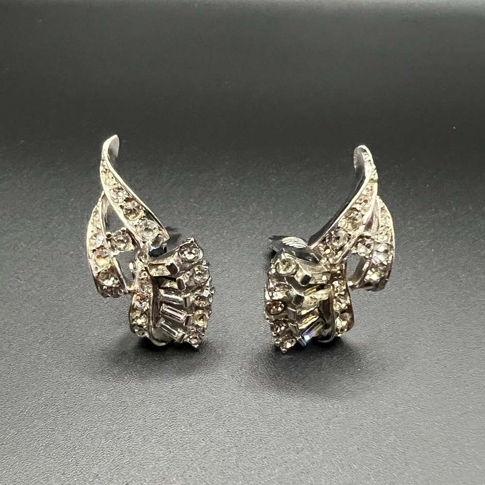 Vintage Kramer of NY Silver tone and Rhinestone Clip On Earrings